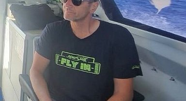 Rize açıklarına acil iniş yapan özel uçağın pilotu olan Werner'in AB Sayıştayı kabine şefi olduğu ortaya çıktı