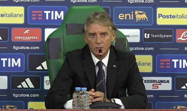 Roberto Mancini: "Takım her şeyi en iyi şekilde sahaya taşıdı, mutluyum"