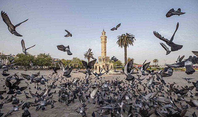 Saat Kulesi 125 yıldır İzmir'in zamanına tanıklık ediyor