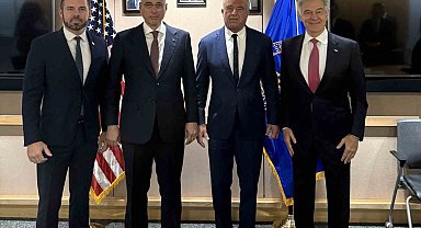 Sağlık Bakanı Memişoğlu, ABD'li mevkidaşı Kennedy Jr. ile görüştü