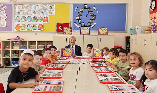Şahinbey Belediyesin'den öğrencilere eğitim yılı hediyesi