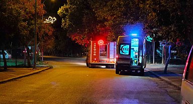 Sakarya Nehri'ne düşen kişi ekipler tarafından kurtarıldı