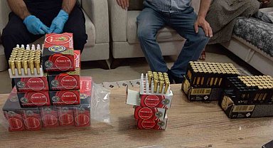 Sakarya'da "Sokaklar Güvende" operasyonunda cephanelik gibi eve baskın: 3 gözaltı