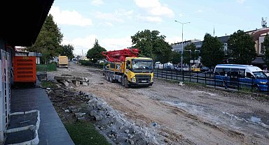 Sakarya'yı ikiye bölen rayların sökümünde yüzde 70 seviyesine ulaşıldı