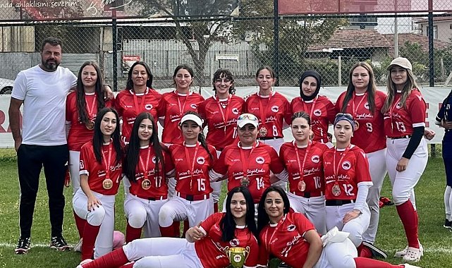 Samsun softbol takımından Türkiye üçüncülüğü
