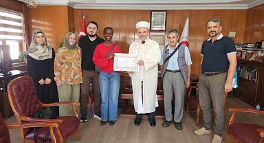 Samsun'a gelin olan Kenyalı 'Kosgei' Müslüman oldu, 'Sıla' ismini aldı