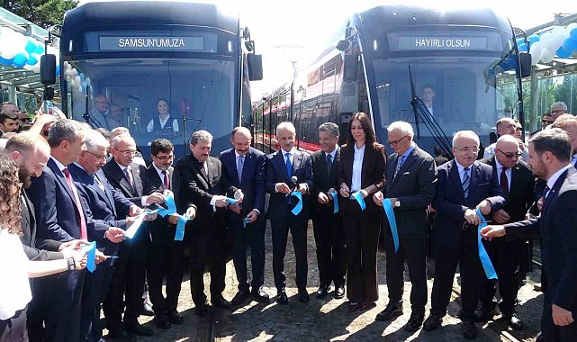 Samsun'da 2 yeni tramvay hizmete girdi