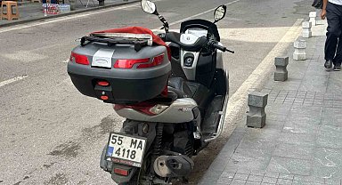 Samsun'da hafif ticari araç ile çarpışan motosikletli yaralandı