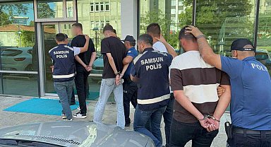 Samsun'da takip ettikleri taksinin içindeki müşteriyi darp eden 4 kişi gözaltına
