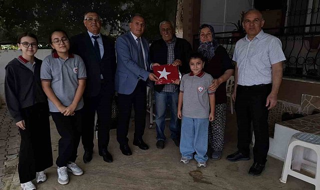Sarıgöl'de şehit ailesine vefa ziyareti
