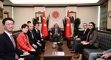 Savunma Sanayii Başkanı Görgün, Japon heyeti ile savunma sanayii alanında geliştirilebilecek iş birliği imkanlarını görüştü