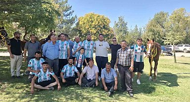 Selendili ciritçiler Ankara'da yarı finale kaldı