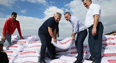 Sincan Belediyesi'nden çiftçilere buğday tohumu desteği