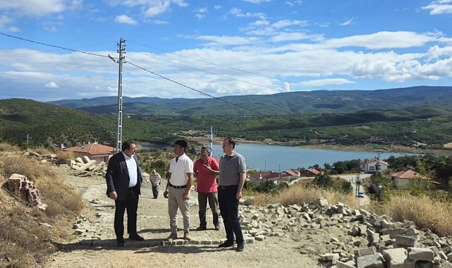 Sinop'ta köylere parke yol