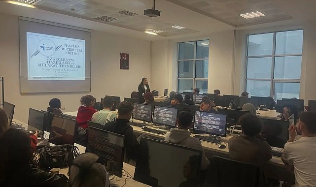 Sinop'ta öğrencilere CV ve iş arama becerileri anlatıldı