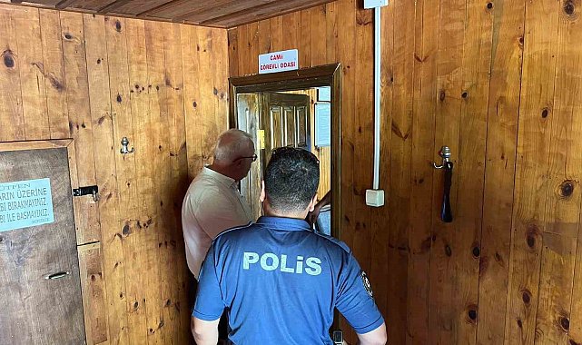 Sinop'ta tarihi camide şüpheli olay: Elektrik hattı kesildi, imam odasının kapısı zorlandı