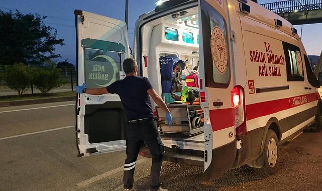 Sinop'ta üst geçit merdiveninden düşen çocuk yaralandı