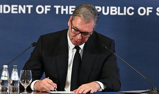 Sırbistan Cumhurbaşkanı Vucic istifa etti