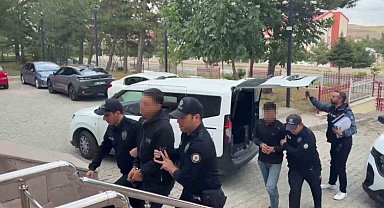 Sivas'ta 3 saatte 11 iş yerini soyan zanlılar tutuklandı