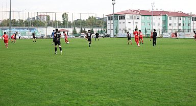 Sivas'ta Filistinli öğrencilerle dostluk maçı