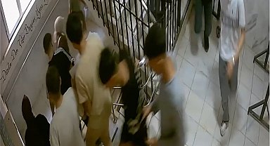 Siverek'te depremde yaşanan korku dolu anlar kamerada