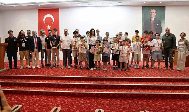 Söke'deki satranç turnuvası sona erdi