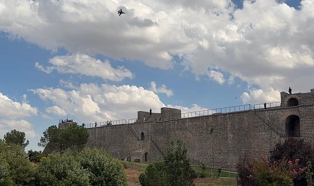 SOLOTÜRK Diyarbakır semalarında deneme uçuşu yaptı