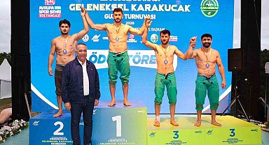 Sultangazi'de 2. Uluslararası Karakucak Güreş Turnuvası düzenlendi