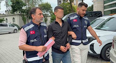 Şüphe üzerine durdurulan şahsın üzerinden ruhsatsız tabanca çıktı