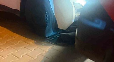 Sürücü 'dur' ihtarına uymadı, kovalamaca kazayla bitti: Bir polis memuru yaralandı