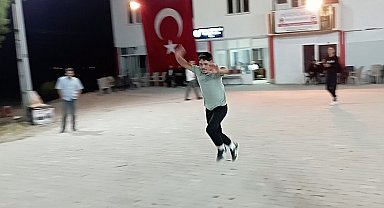 Taklacı gençler viral oldu