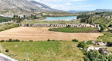 Tarihi su kemerleri zamana meydan okuyamadı