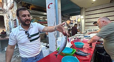 Tavşanlı Balık Pazarı'nda sezon hareketliliği