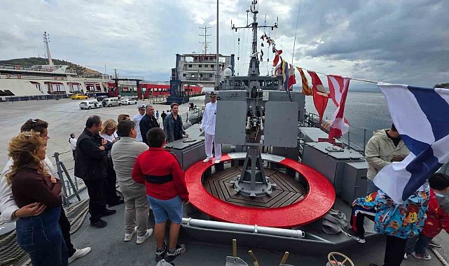 TCG Edincik Erdek'te halkın ziyaretine açıldı