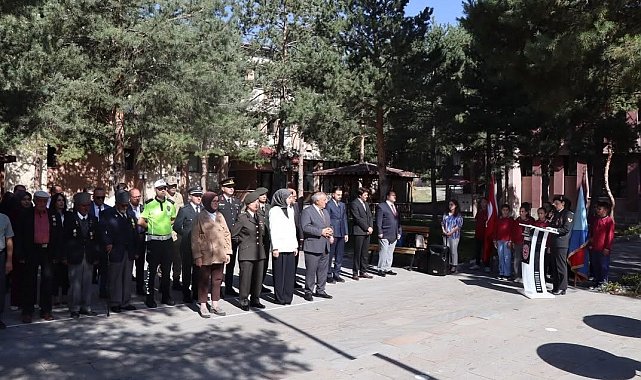 Tercan'da Gaziler Günü dolayısıyla tören düzenlendi