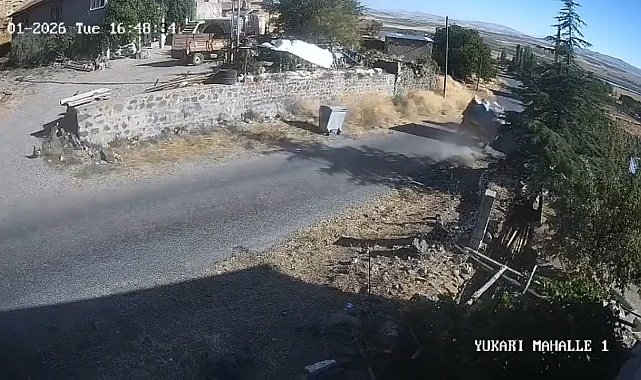 Traktör kazasında ağır yaralanan 75 yaşındaki kadın hayatını kaybetti