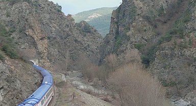 Turistik Karaelmas Ekspresi yeniden raylarla buluşuyor