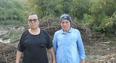 Türkeli'deki dere taşkınında iki kişi ölümden döndü: "Öleceğiz sandık"