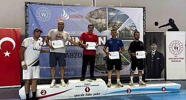 Türkiye Şampiyonası'nda Bolu'da görevli başkomiserden çifte başarı