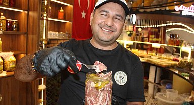 Türkiye'de ilk: Pastırmanın turşusu yapıldı