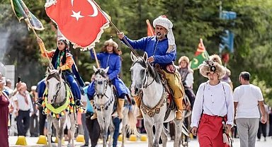 Türkiye'nin dört bir yanından gelen Yörükler Söğüt'te buluştu