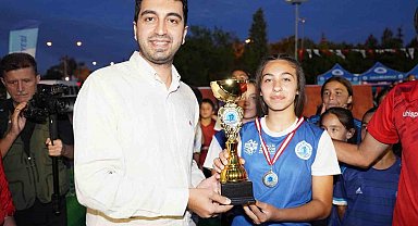 Tuzla'da Yaz Spor Okulları coşkuyla tamamlandı
