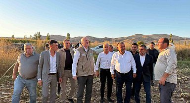 TZOB Genel Başkanı Şemsi Bayraktar, Akin'de ay çekirdeği hasadına katıldı