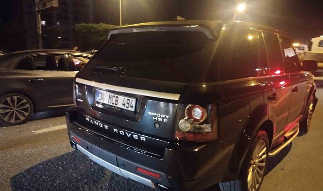 Ümraniye'de zincirleme kaza: 3 yaralı