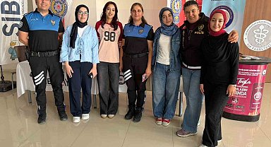 Üniversite öğrencilerine güvenlik ve siber farkındalık eğitimi