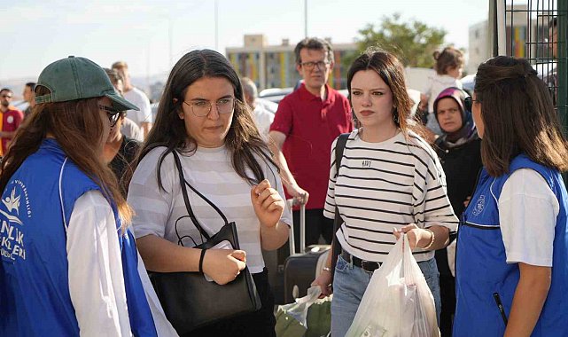 Üniversite öğrencilerinin dönüşü ile ilçenin nüfusu iki katına çıktı