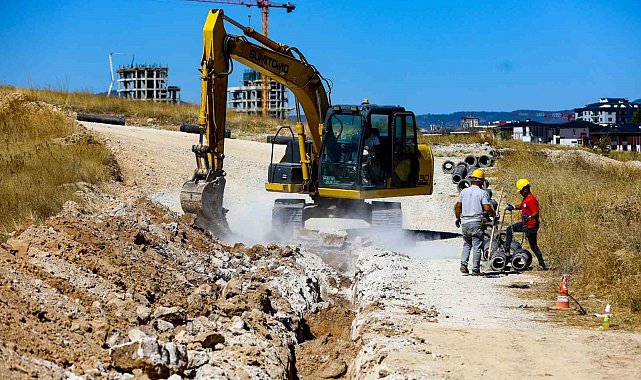 Uşak'ta altyapı çalışmaları sürüyor