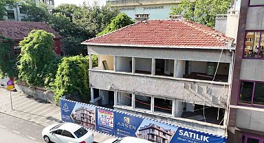 Üsküdar'ın 'Tavuklu Doktoru'nun evi yıkılıyor