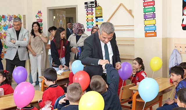 Uyum Haftasında minik öğrencilerin heyecanına ortak oldular