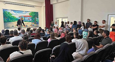 Uyum sürecinde sıraları bu kez öğrenciler değil veliler doldurdu